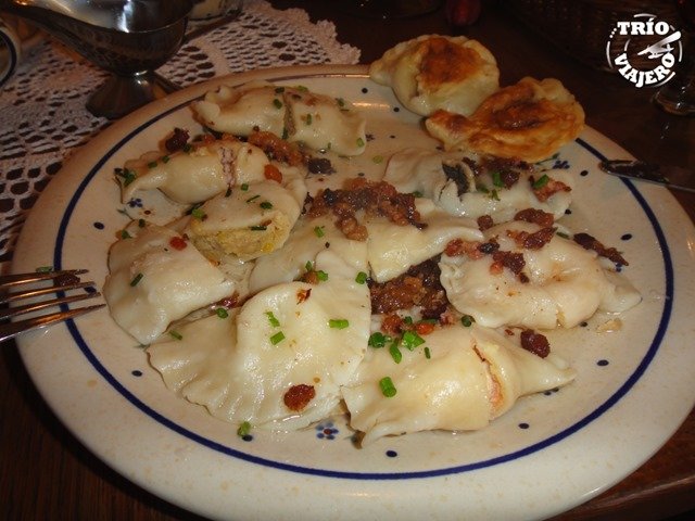 Polonia_Varsovia_Zapiecec_pierogi