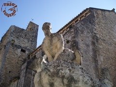 Francia-Fontaine-de-Vaucluse-iglesia